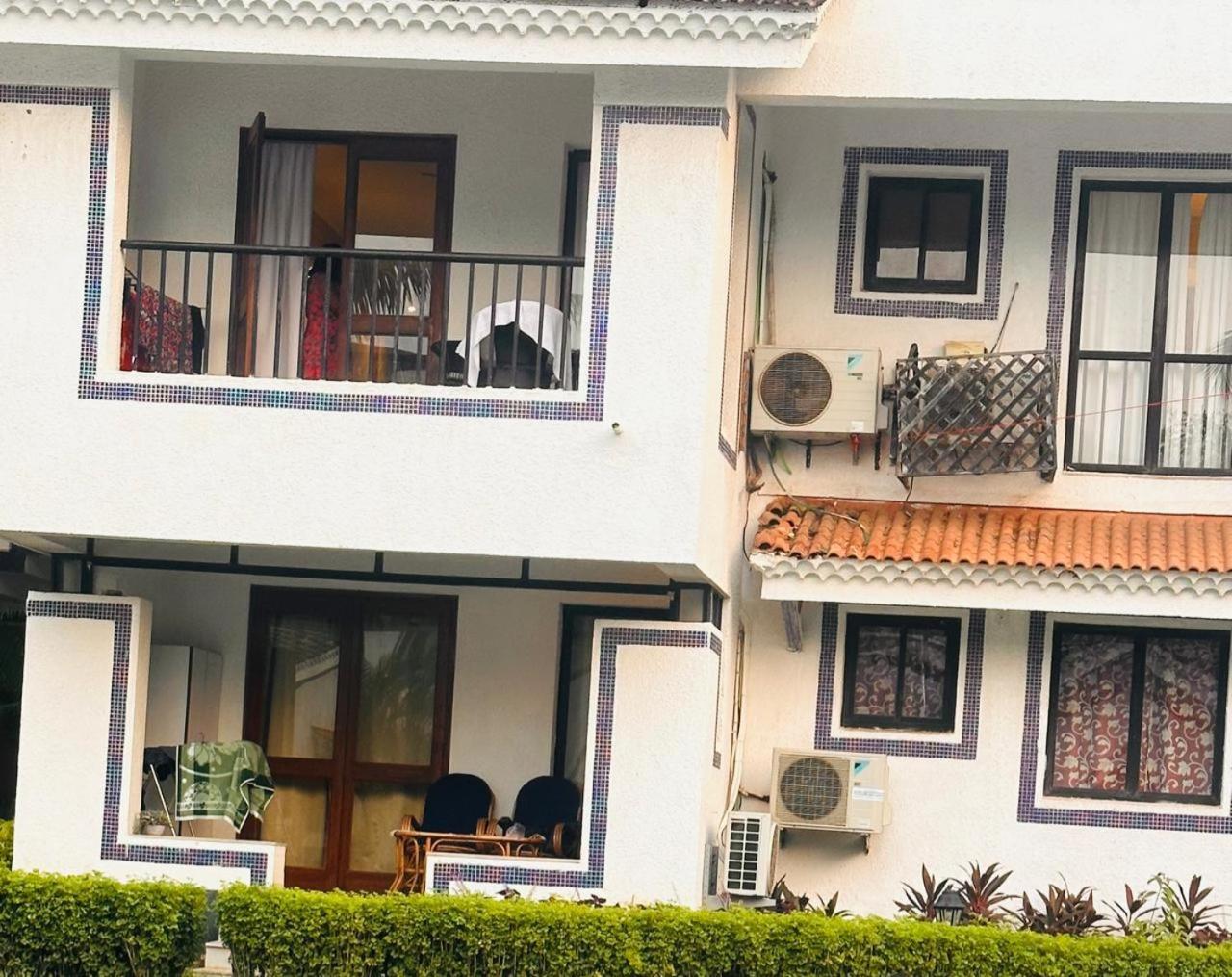 Riviera Hermitage Arpora Exterior photo