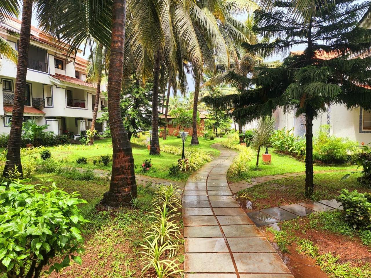 Riviera Hermitage Arpora Exterior photo